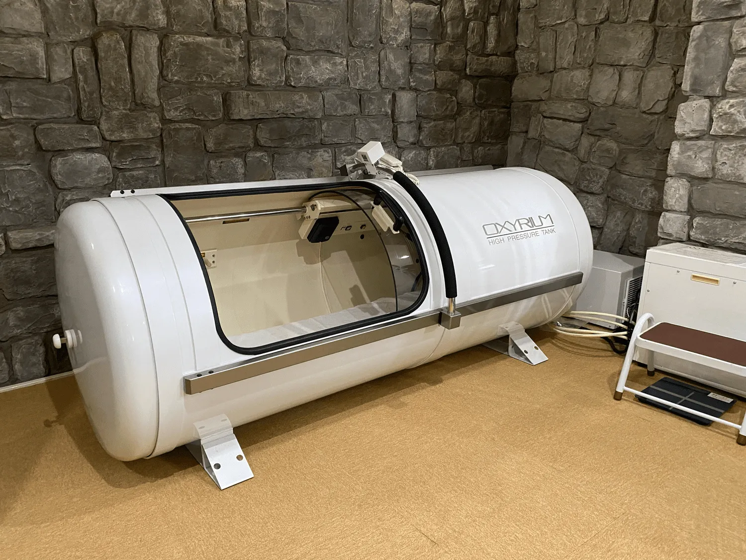 酸素カプセルの写真